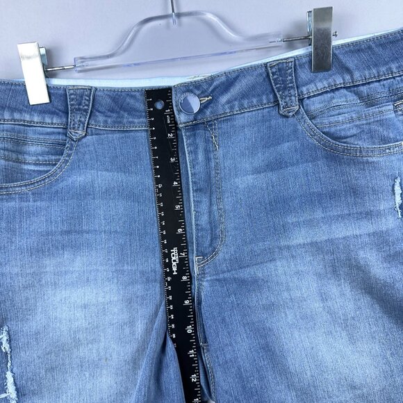 Democracy Denim Bermuda Shorts Women Size 16 AB Solution Distressed Stretch Blue - Picture 6 of 10